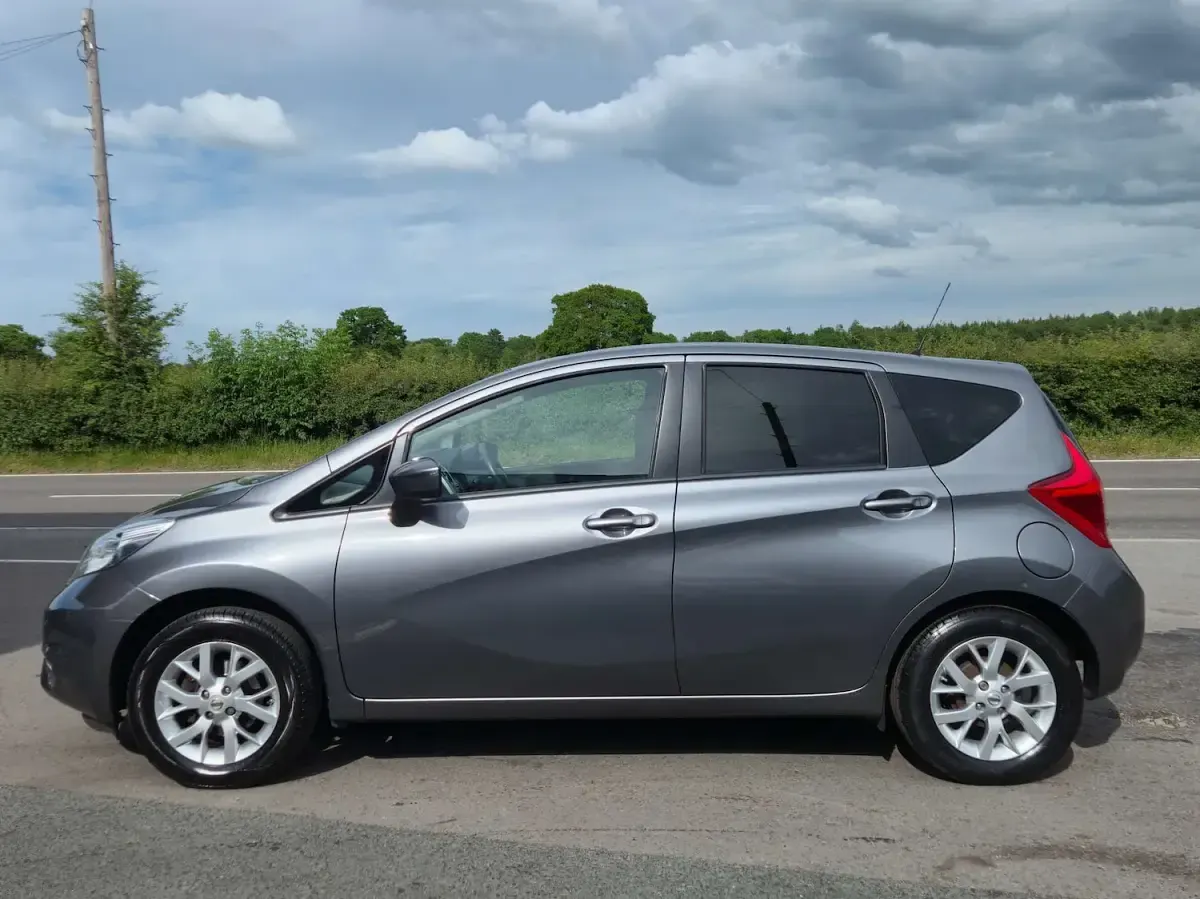 Used Nissan Note Acenta Premium 80 HP (58 kW) 2014 Grey Hatchback