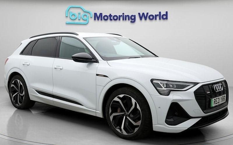 Used Audi e-tron Black Edition 300 kW (408 HP) 2021 White SUV