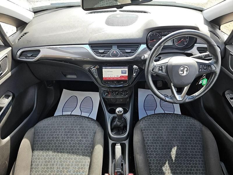 Used Vauxhall Corsa Excite 2015 White Hatchback
