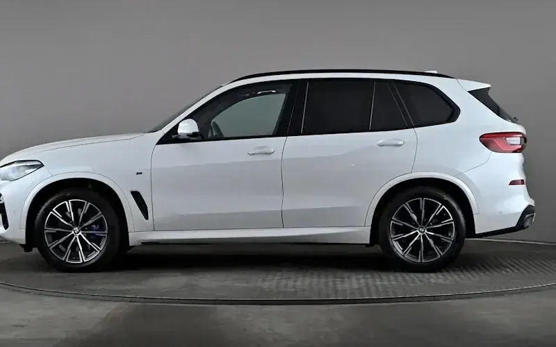 Used BMW X5 M Sport 265 HP (194 kW) 2019 White SUV