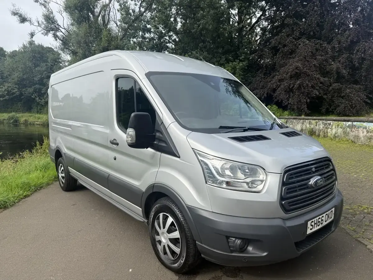 Used Ford Transit Trend 125 HP (91 kW) 2016 Silver Van