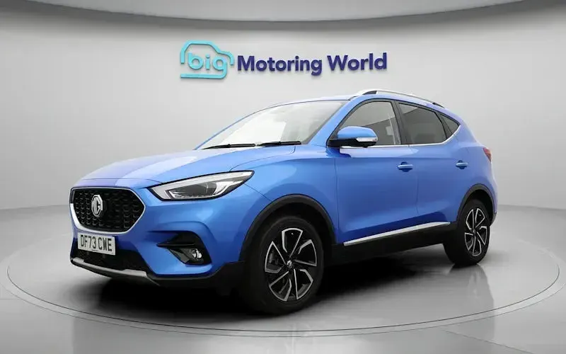 Używany MG ZS Exclusive 106 KM (77 kW) 2023 Niebieski SUV