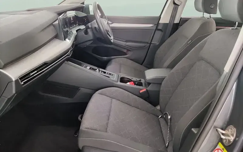 Used VW Golf VIII Life 150 HP (110 kW) 2023 Grey Hatchback