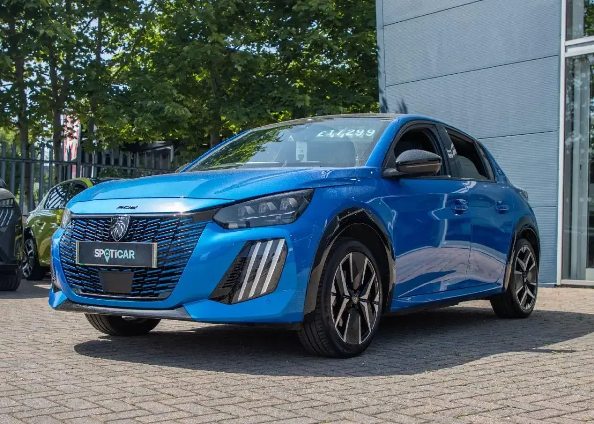 Used Peugeot e-208 GT 113 kW (154 HP) 2025 Blue Hatchback