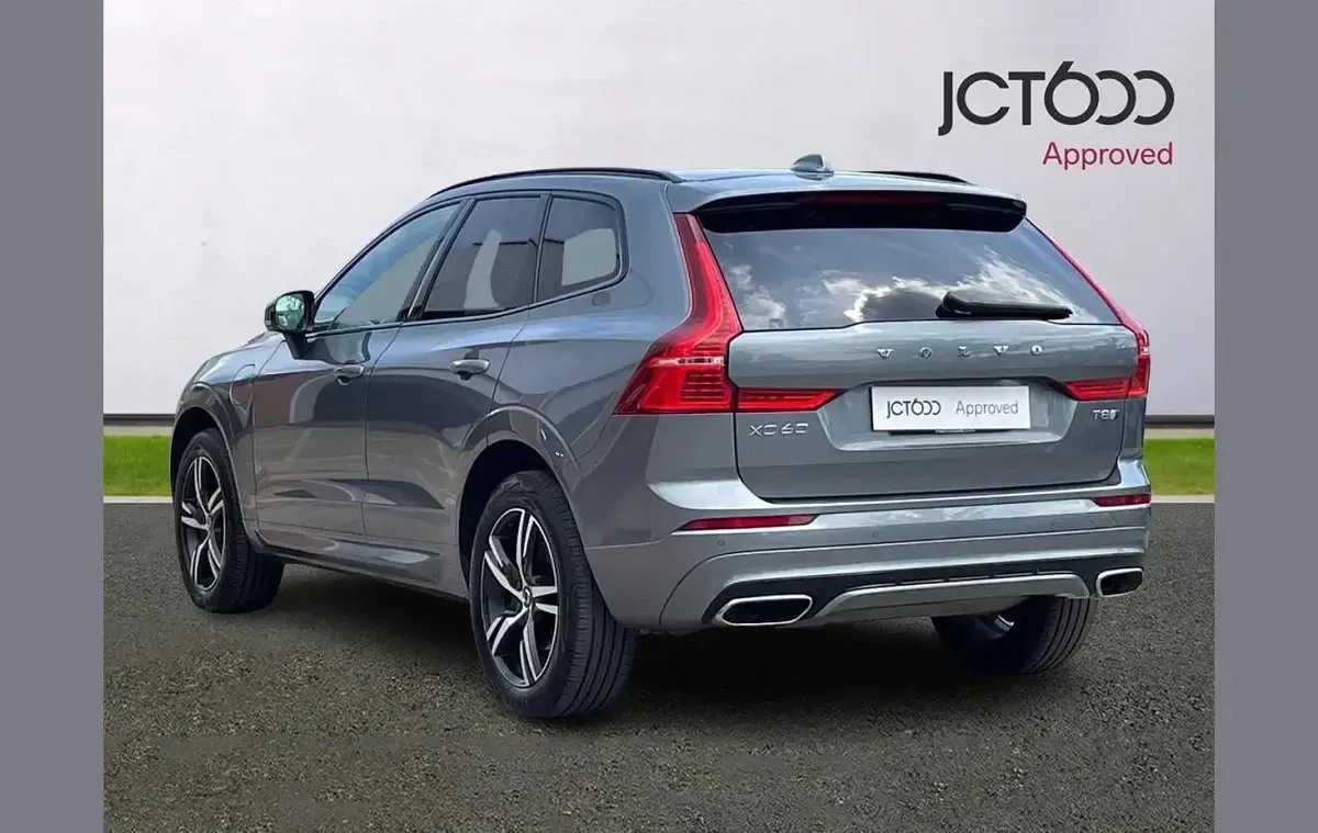 Used Volvo XC60 R-Design 385 HP (283 kW) 2020 Grey SUV