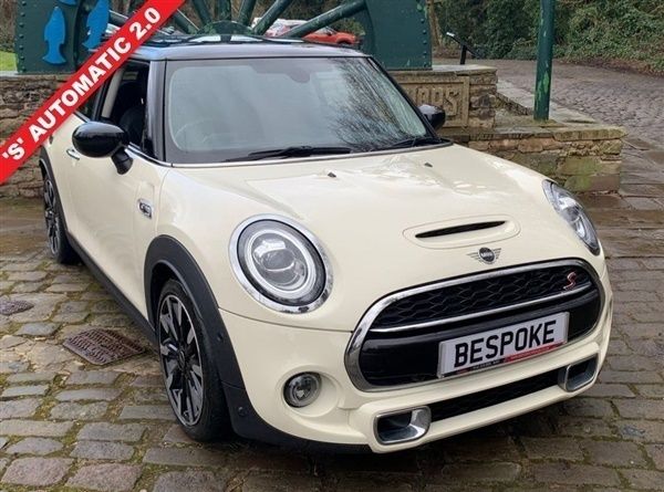 White Used 2021 Mini Cooper S Exclusive Hatchback | £18,195 (Fair price) - Image 1/1