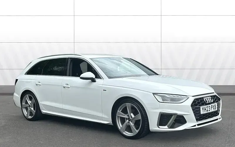 Begagnad Audi A4 S-Line 150 HK (110 kW) 2025 Sedan