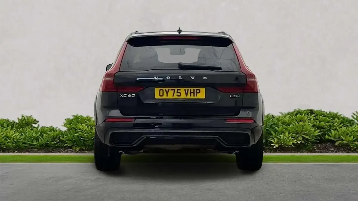 Usado Volvo XC60 Ultra 247 HP (181 kW) 2025 Preto SUV