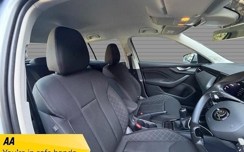 Used Skoda Kamiq SE 95 HP (69 kW) 2023 SUV