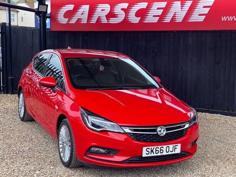 Red Used 2016 Vauxhall Astra Elite Hatchback | £7,999 (Fair price) - Image 1/4