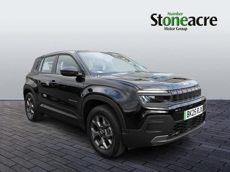 Black New 2025 Jeep Avenger EV Longitude SUV | £21,995 (Fair price) - Image 1/4