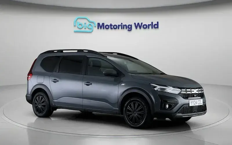 Used Dacia Jogger Expression 141 HP (103 kW) 2025 MPV
