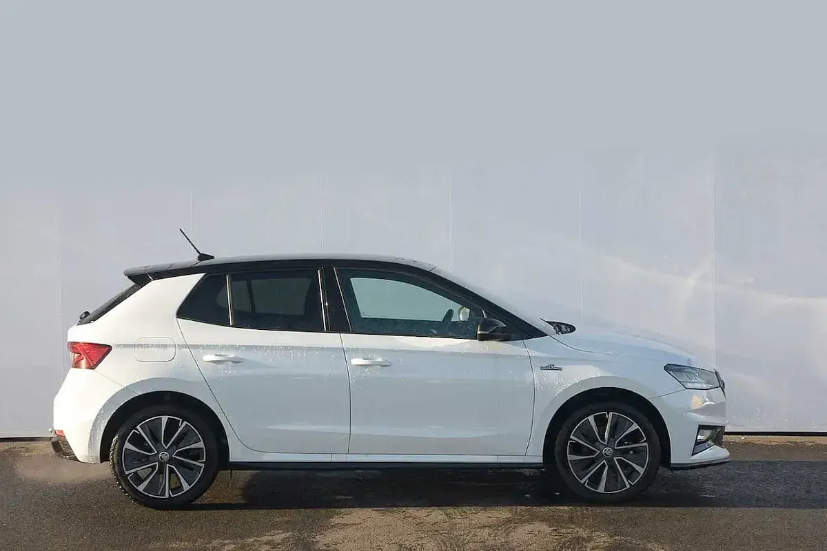 Used Skoda Fabia Monte Carlo 147 HP (108 kW) 2023 Moon white metallic body / black magic pearl effect roof Hatchback