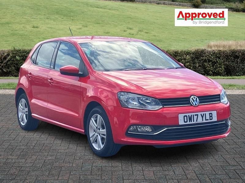 Used VW Polo Edition 90 HP (66 kW) 2017 Red Hatchback
