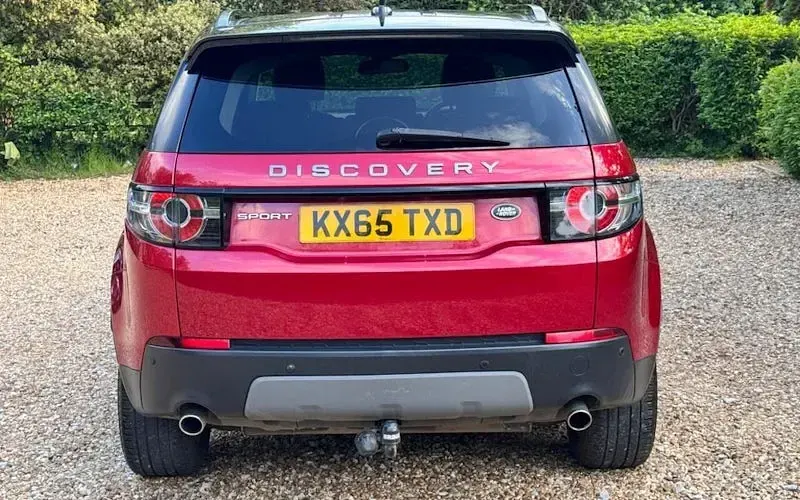 Used Land Rover Discovery Sport SE 180 HP (132 kW) 2015 Red SUV