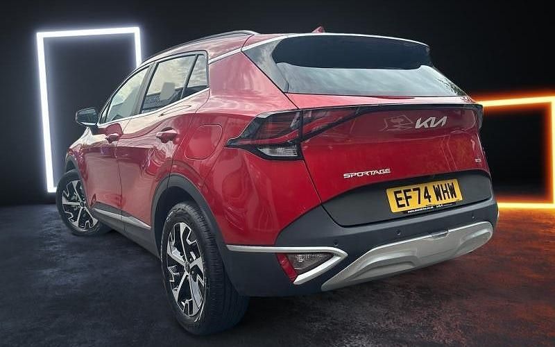 Used Kia Sportage 209 HP (153 kW) 2024 Red SUV