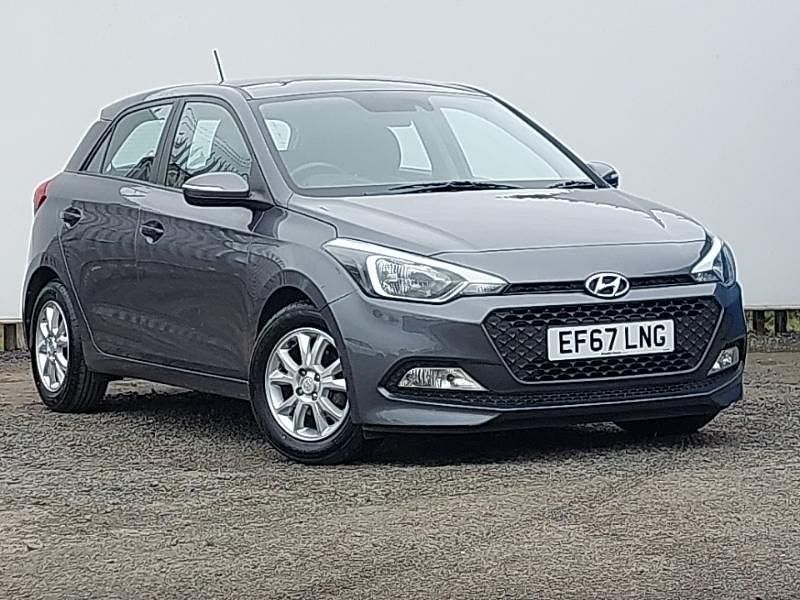 Used Hyundai i20 SE 84 HP (61 kW) 2017 Grey Hatchback
