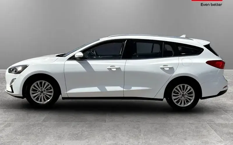 Used Ford Focus Titanium 120 HP (88 kW) 2020 White Estate