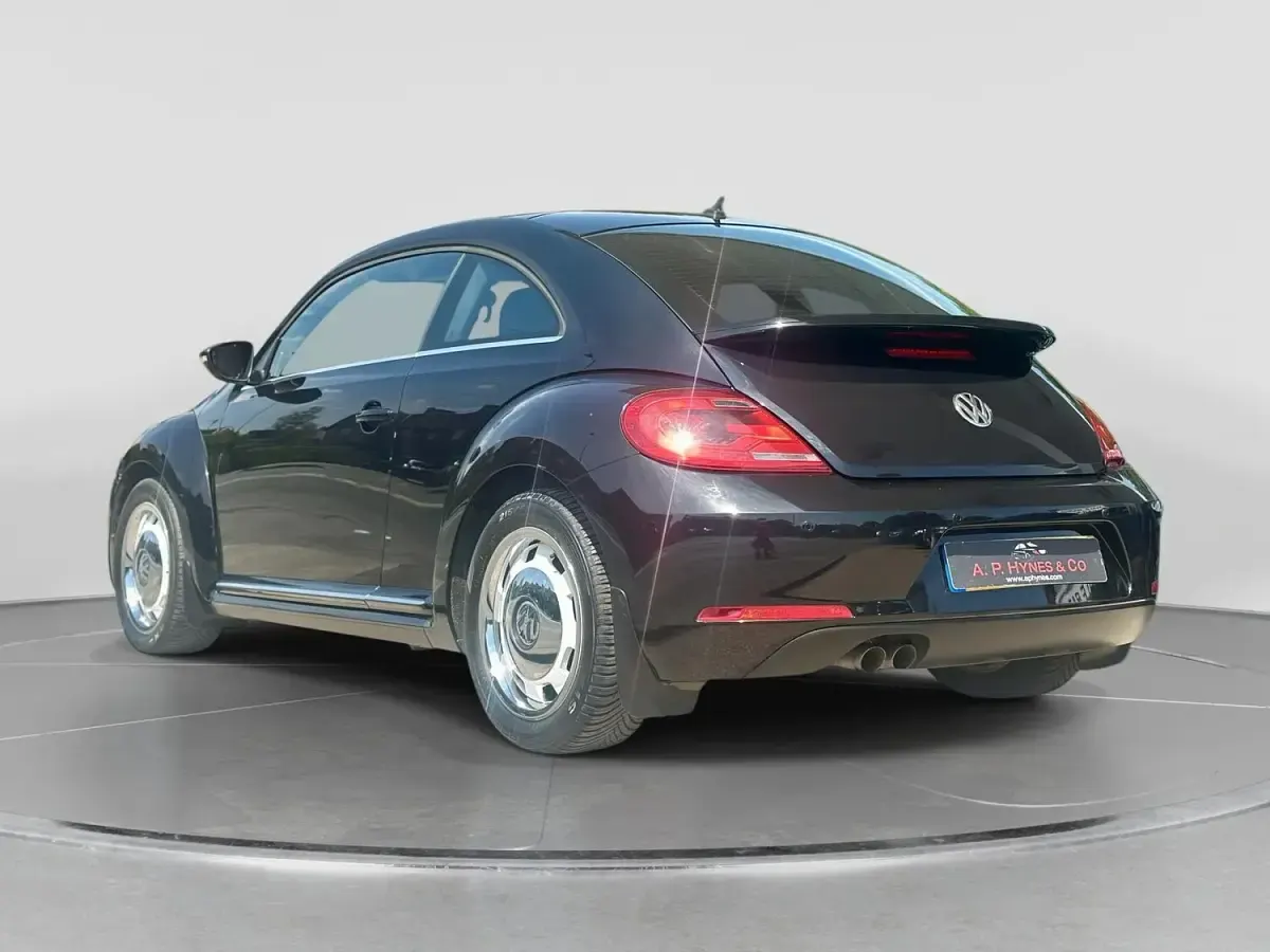Used VW Beetle Design 150 HP (110 kW) 2016 Black Hatchback