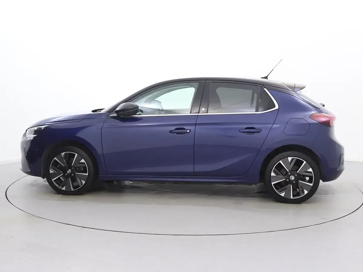 Used Vauxhall Corsa-e Elite 100 kW (136 HP) 2021 Blue Hatchback