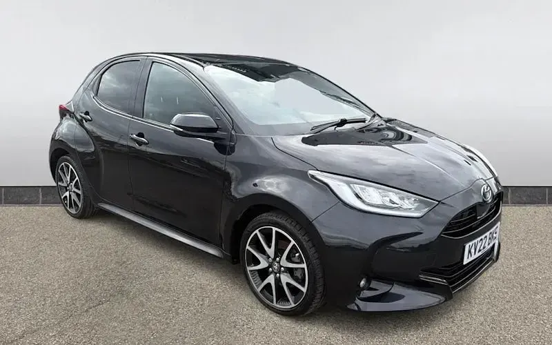 Second-hand Toyota Yaris Hybrid 116 CP (85 kW) 2021 Hatchback