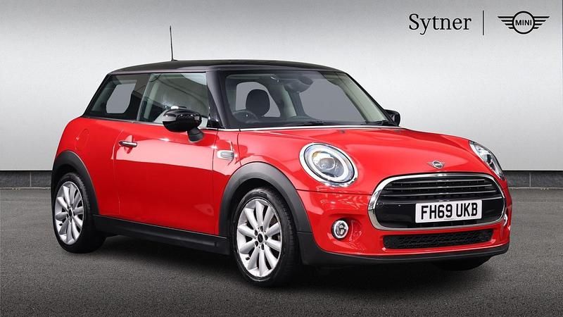 Red Used 2020 Mini Cooper Classic Hatchback | £15,250 (Fair price) - Image 1/4