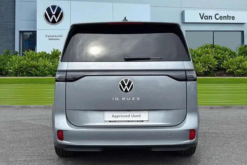 New VW ID. Buzz Life 210 kW (286 HP) 2026 MPV