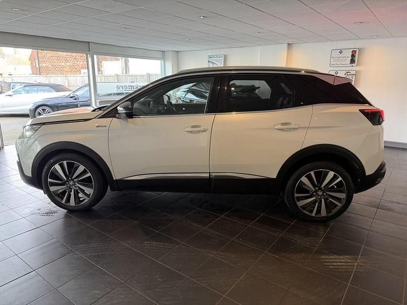Second-hand Peugeot 3008 Premium 130 CP (95 kW) 2018 Alb SUV