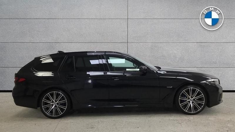 Used BMW 530e M Sport 288 HP (211 kW) 2023 Black Estate