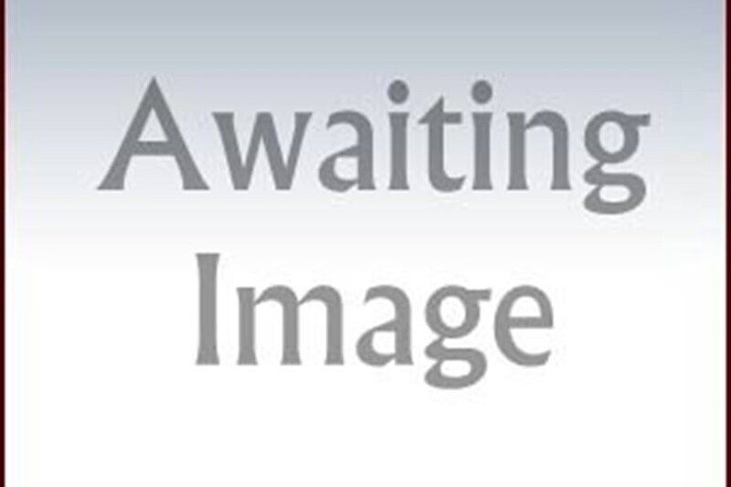 Grey Used 2013 Renault Mégane III Dynamique Hatchback | £3,695 (Fair price) - Image 1/1