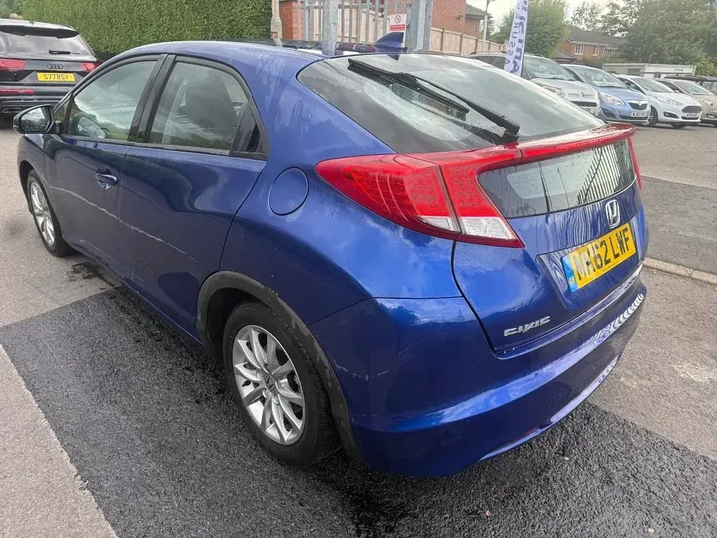 Used Honda Civic SE 2012 Blue Hatchback