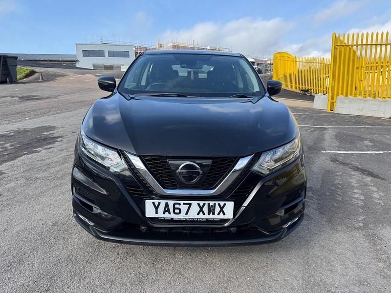 Used Nissan Qashqai Acenta 110 HP (80 kW) 2017 Black SUV