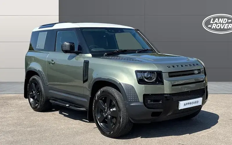 Used Land Rover Defender First Edition 250 HP (183 kW) 2021 SUV