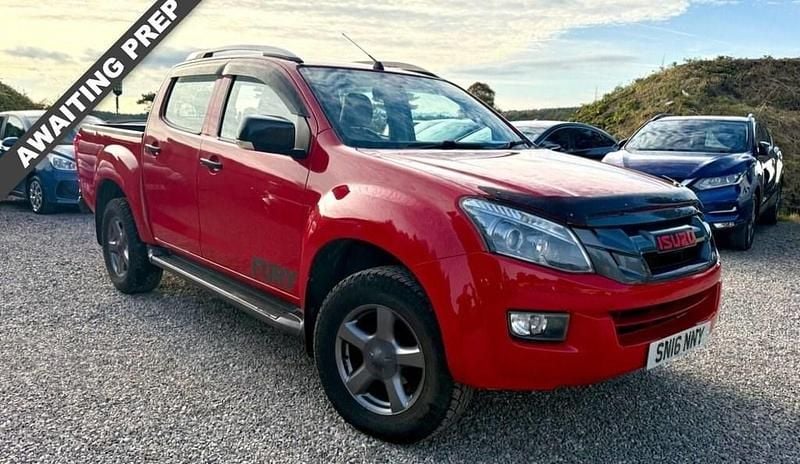 Red Used 2016 Isuzu D-Max Pickup | £12,995 (Fair price) - Image 1/2