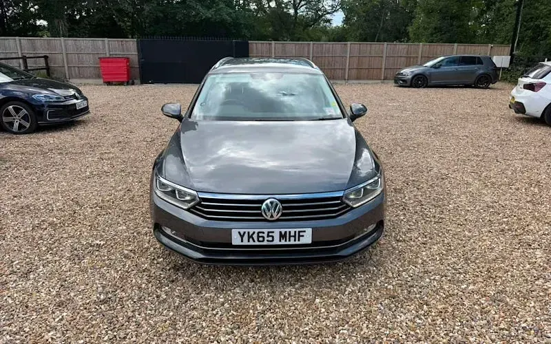 Used VW Passat SE 120 HP (88 kW) 2015 Grey Estate
