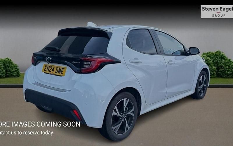 Used Toyota Yaris Hybrid Design 116 HP (85 kW) 2026 Hatchback