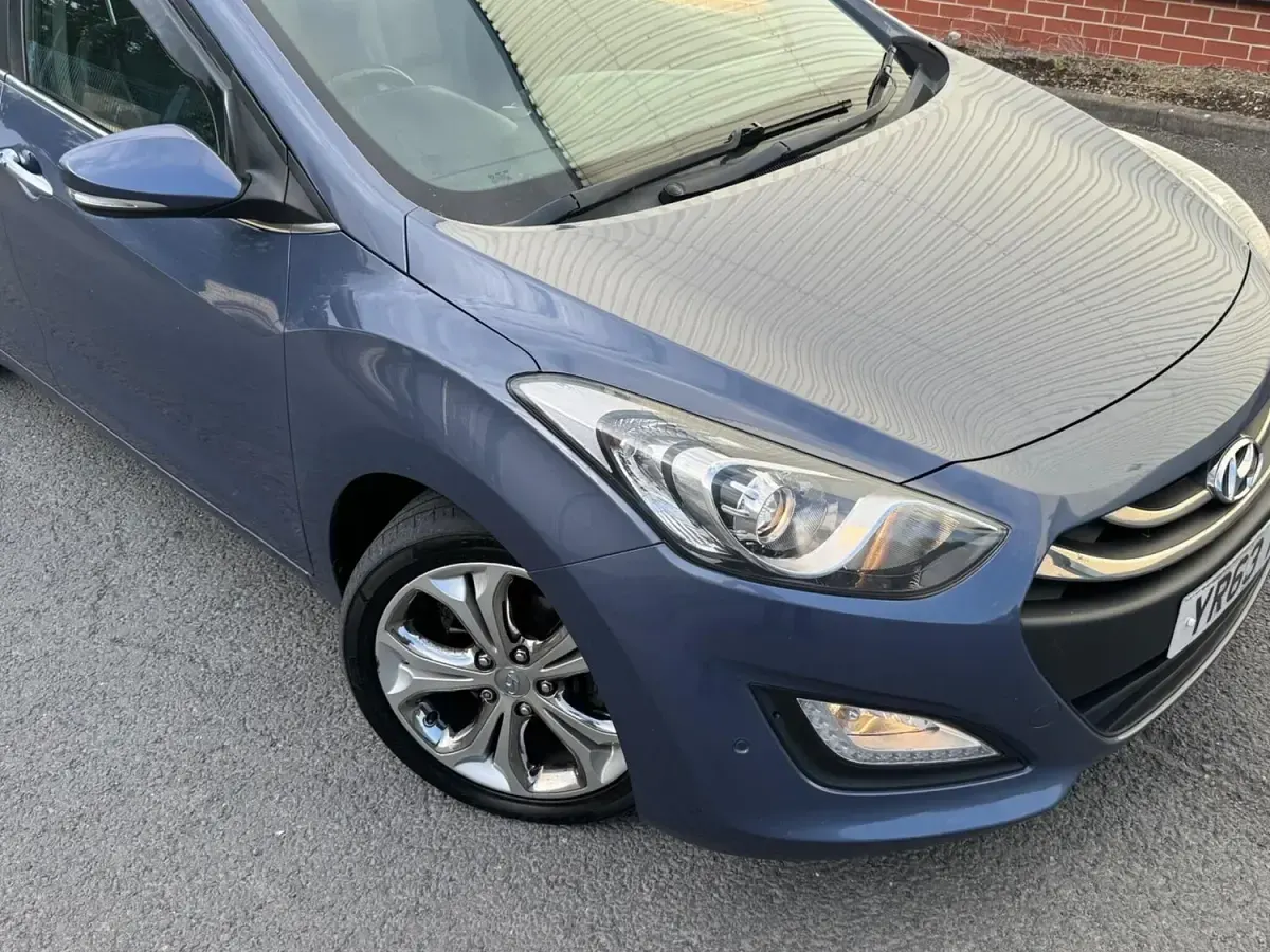 Used Hyundai i30 Premium 2013 Blue Hatchback