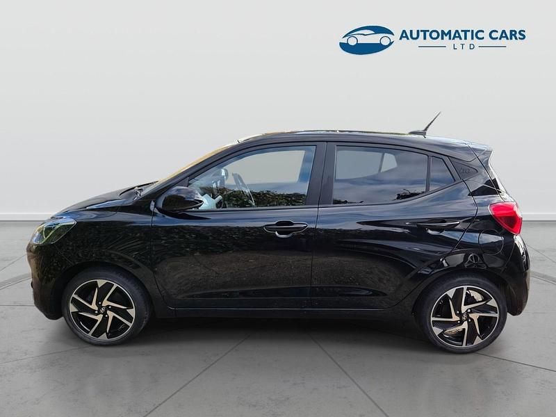 Used Hyundai i10 Premium 84 HP (61 kW) 2022 Black Hatchback