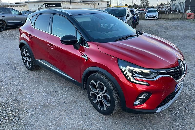 Red Used 2023 Renault Captur Techno SUV | £13,995 (Good price) - Image 1/1
