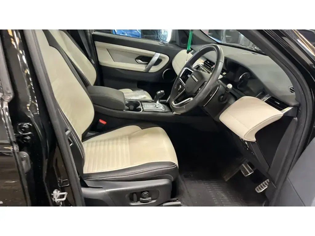 Used Land Rover Discovery Sport SE Dynamic 2023 Black SUV