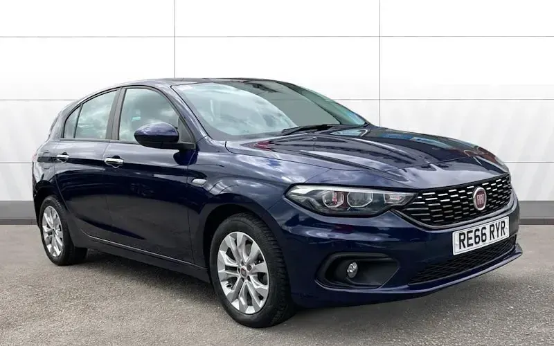 Used Fiat Tipo Easy Plus 95 HP (69 kW) 2019 Hatchback