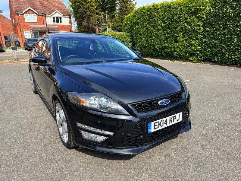 Black Used 2014 Ford Mondeo Titanium X Hatchback | £6,300 (Fair price) - Image 1/4