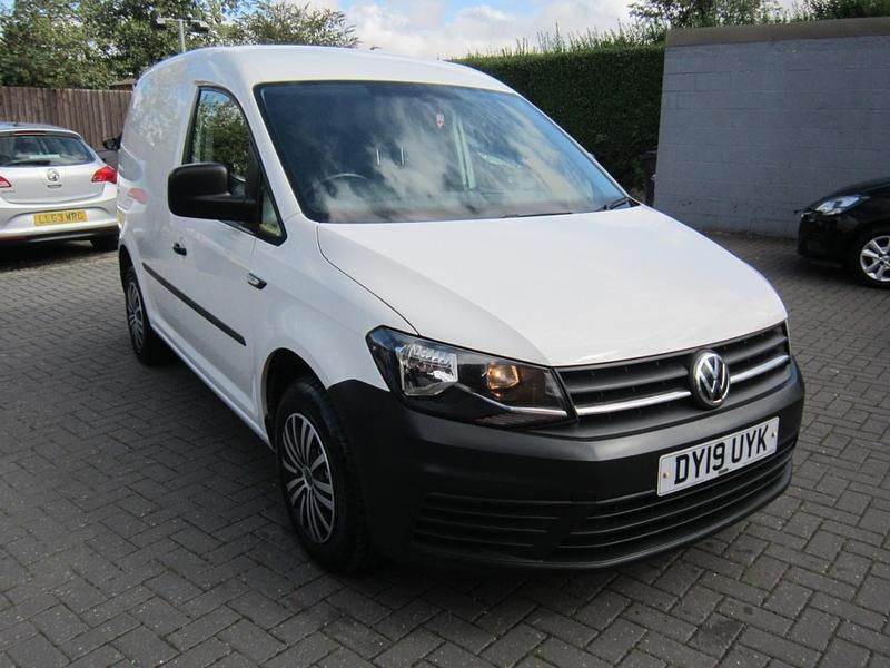 White Used 2019 VW Caddy Startline MPV | £7,500 (Good price) - Image 1/4