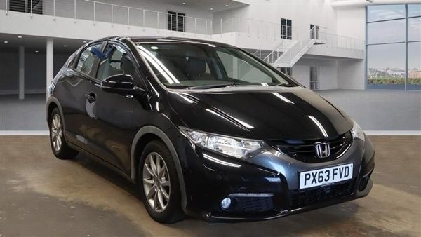 Black Used 2013 Honda Civic EX Hatchback | £5,850 (Fair price) - Image 1/1