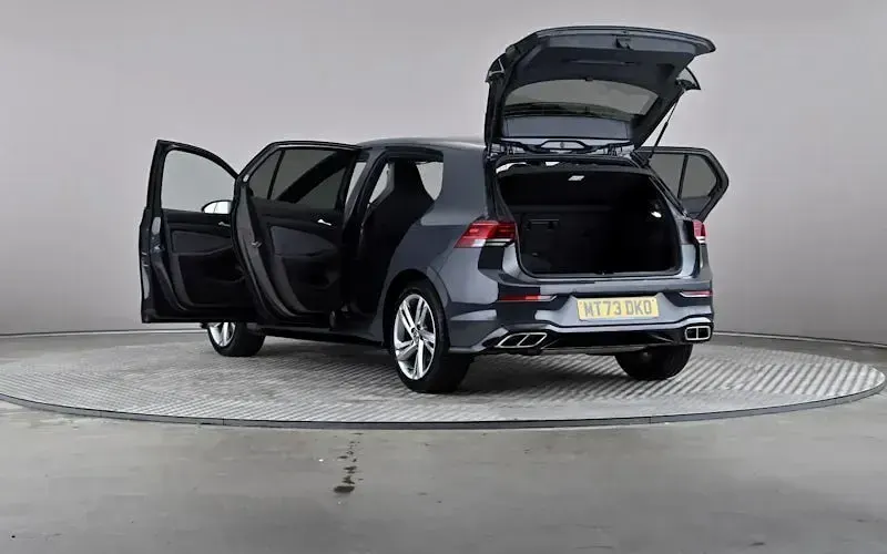 Used VW Golf VIII R-line 131 HP (96 kW) 2023 Grey Hatchback