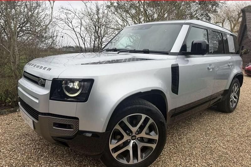 Used 2023 Land Rover Defender SE Dynamic | £59,990 (Fair price) - Image 1/1