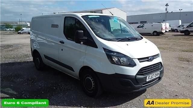 White Used 2017 Ford Transit Custom Van | £9,299 (Super price) - Image 1/4