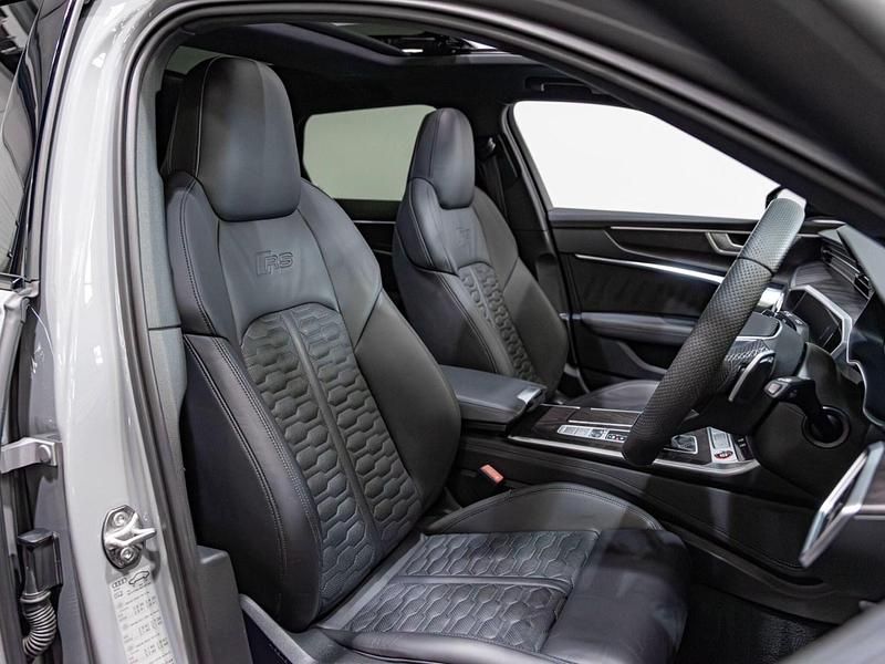 Begagnad Audi RS6 Advanced 2022 Grå Kombi