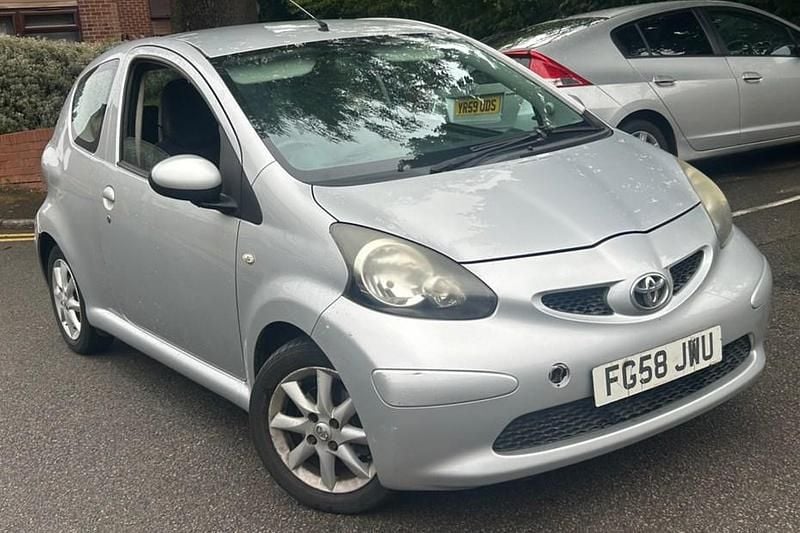 Silver Used 2008 Toyota Aygo Platinum Hatchback | £510 (Super price) - Image 1/1