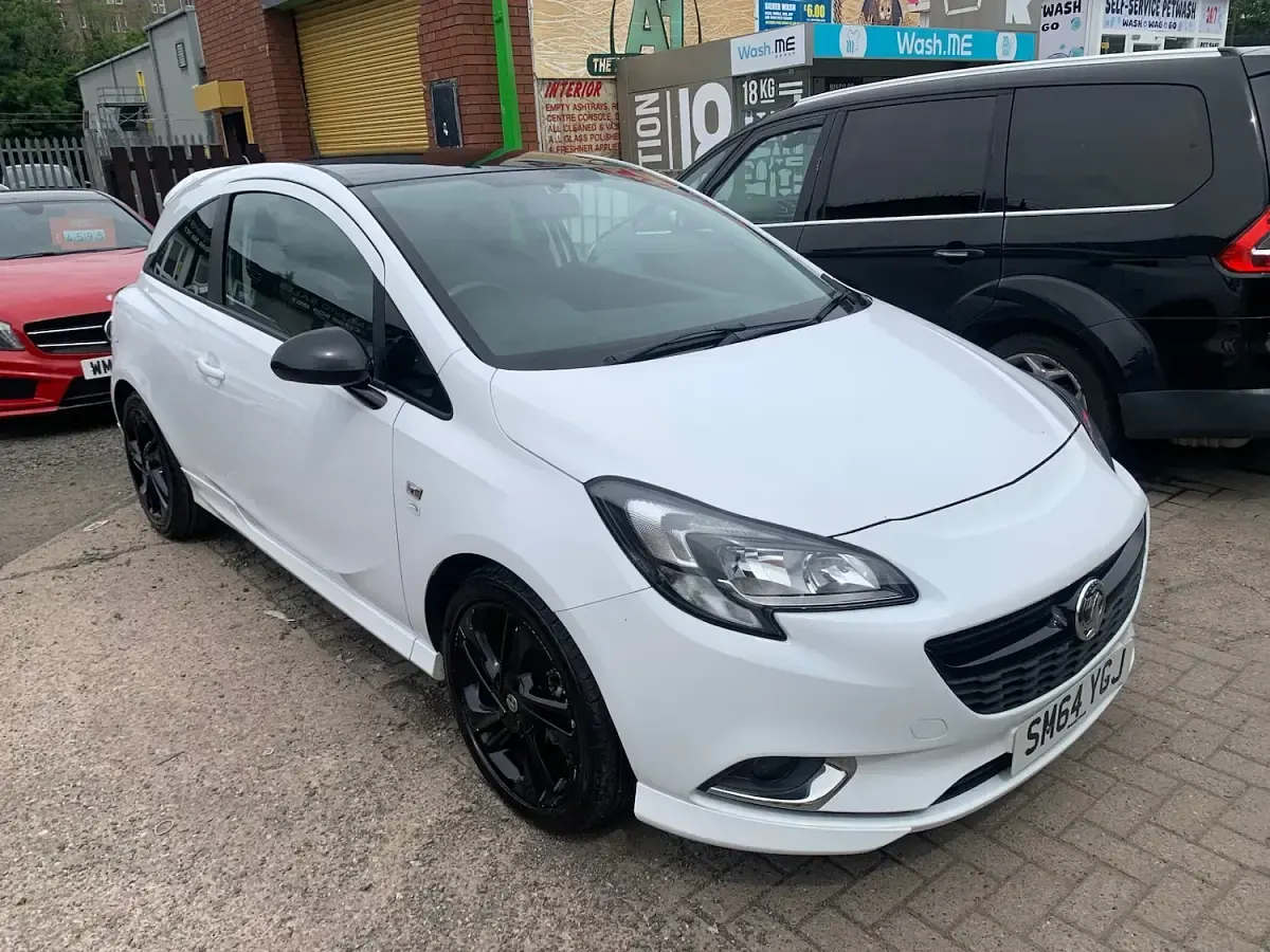 Used Vauxhall Corsa Edition 2015 White Hatchback